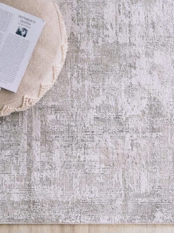 Vintage-Teppich, Mattsilber 11 Vintage-Teppich, Mattsilber -KayLa Verkaufsgeschäft Cornhill DesignerTeppich hellgrau Mattsilber 160x230 lup2