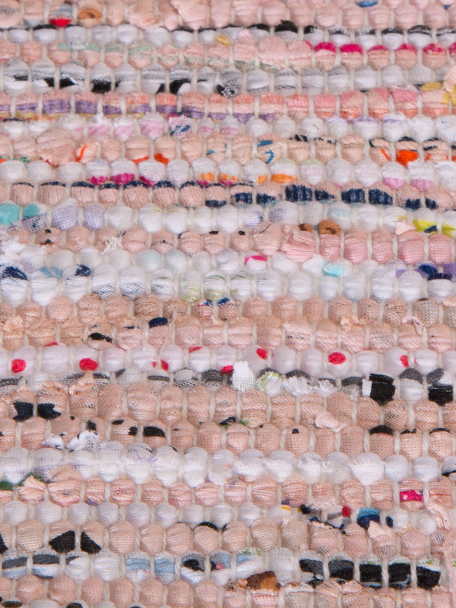 Fleckerl-Teppich, Rose 6 Fleckerl-Teppich, Rose – Bild 4