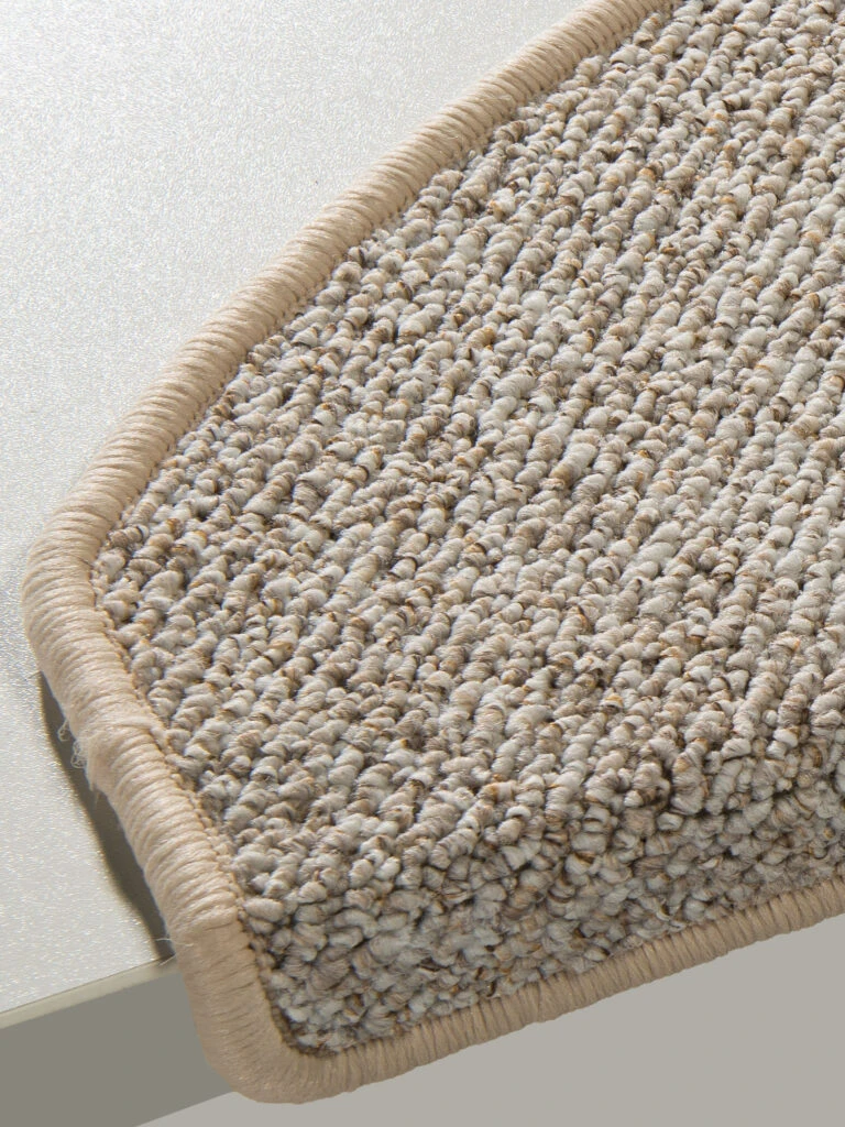 Titelseite 43 Titelseite -KayLa Verkaufsgeschäft Pescara Stufenmatte Beige Creme11 lup 768x1024 1